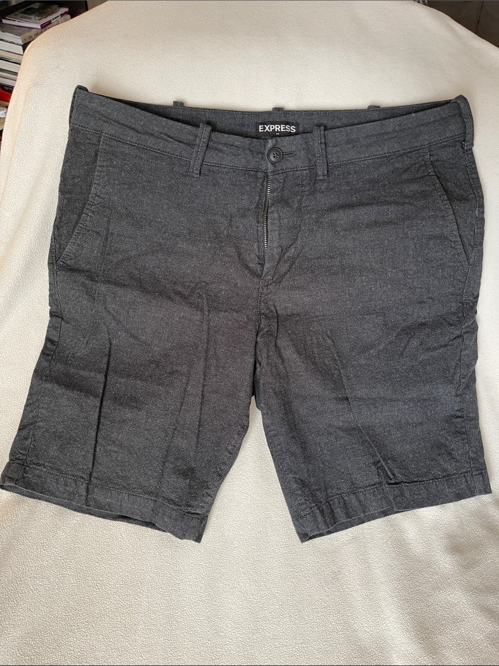 Express Men's Dark Charcoal Flat-Front Shorts - 33